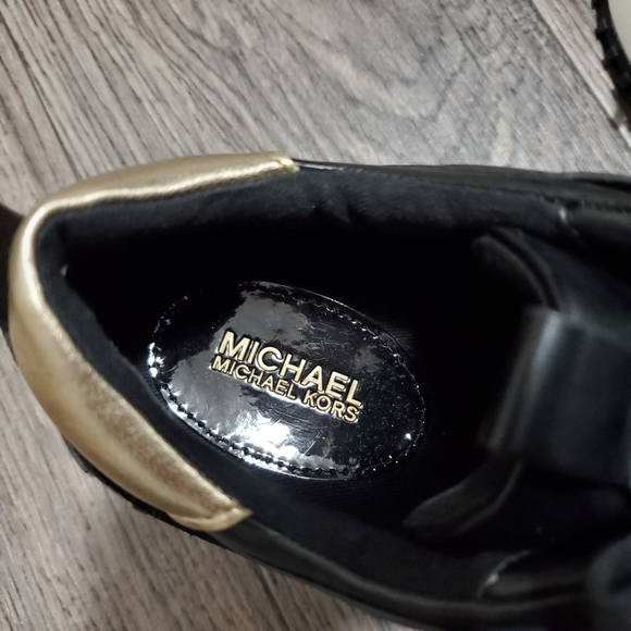 Michael Kors Theo Sneakers Size 6.5 - Picture 3 of 4